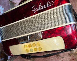 Galanti Button Accordion looks to be in gorgeous condition