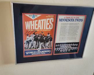 Framed signed Wheaties 1987 signature #32 Dan Gladden