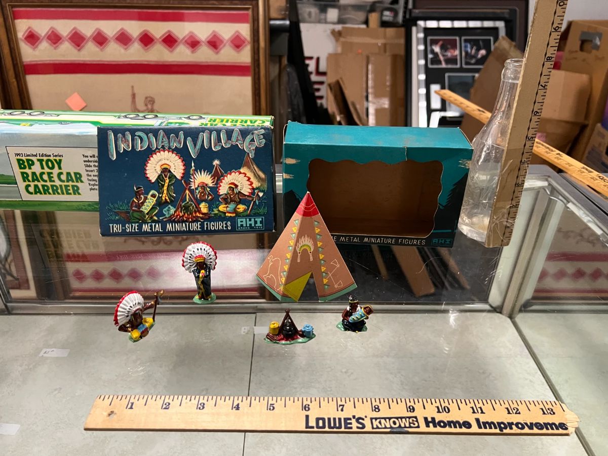 Antique and Vintage Toys 1 in Richmond, IN starts on 8/29/2023