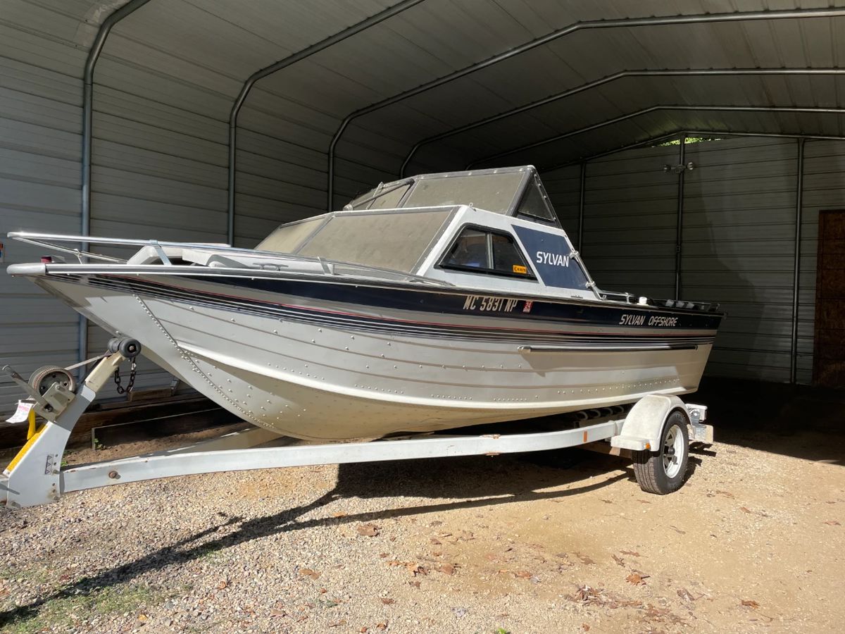 Sportsman Estate Sale Klinger Lake in Sturgis, MI starts on 9/1/2023