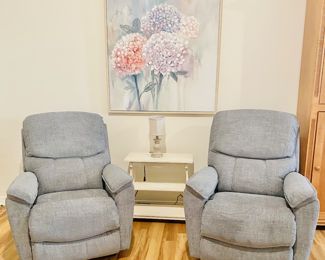 LaZboy power recliners- 1 year old