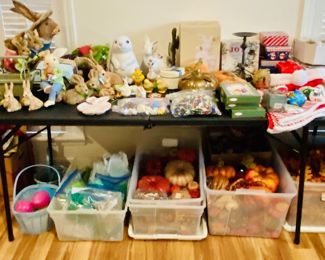 Akins holiday decorations