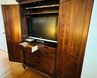 Ethan Allen Armoire/Wardrobe