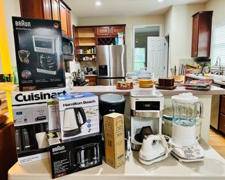 New in Box Kitchen Small Appliances, Braun, Cuisinart, etc.