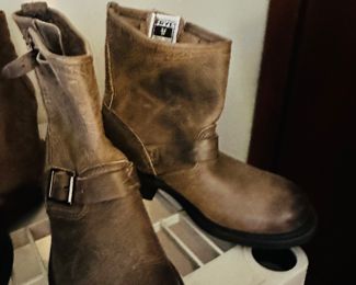 Frye Booties 7.5