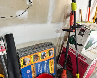 Lawn Tools, Ryobi, Black and Decker