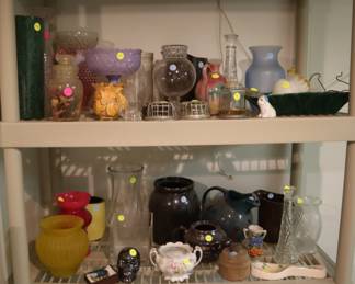 Glassware, Stoneware, art pottery ($1-10)