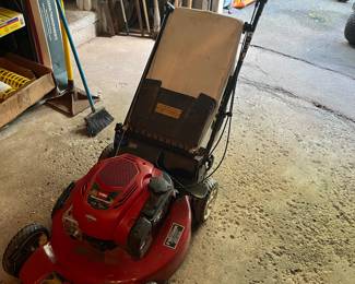 Toro recycler 22 inch push mower.