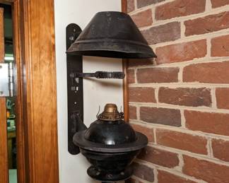 Handlan Caboose Hanging Lantern