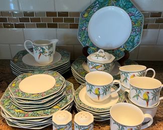 Villeroy & Boch Heinrich Germany "Amazona" bone china - service for 6 - parrot & tropical theme