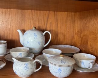 vintage Arzberg Bavarian Childs porcelain tea set