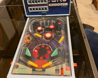 tabletop Tomy Astro Shooter pinball game - works great!