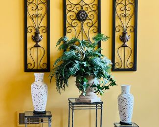 Many Metal Wall Decor 