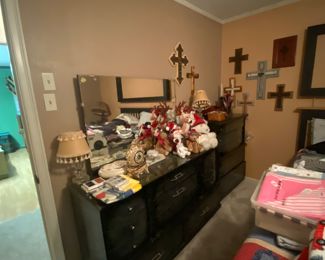 Mid century modern chest of drawers and dresser. Includes a headboard in the garage
