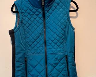 Women's Andrew Marc Vest Size S