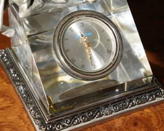 Crystal desk clock with jaguar on top