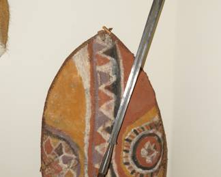 Maasai shield & sphere 