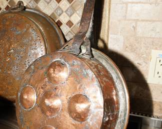 Antique copper egg pan