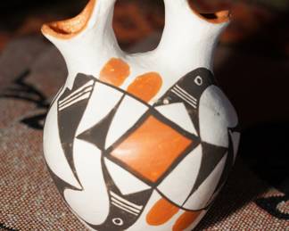Acoma wedding vase-this piece is small.