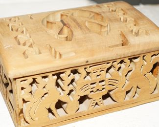 Wood carved box
