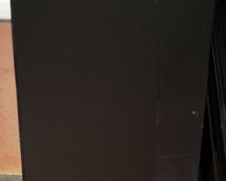 Subwoofer with the Samsung sound bar