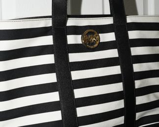 Black & white Michael Kors tote bag