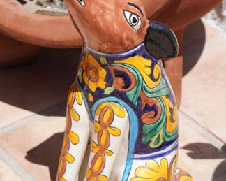 Talavera coyote