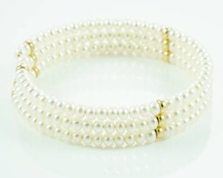 Genuine pearl & 14k gold triple strand bracelet-very classic & pretty!