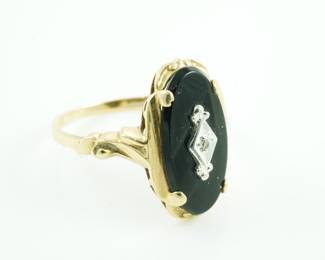 Vintage onyx, diamond in 10k ring