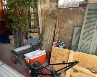 Push mower, spreader