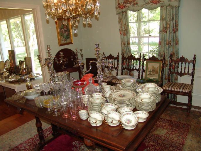 Shady Grove area estate sale on Gwynne starts on 10/6/2023