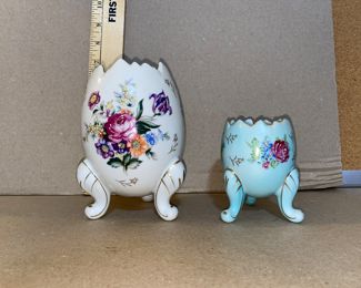 2 Egg  Vases $10.00