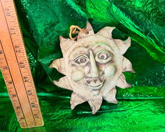 Hanging Happy Sun $9.00