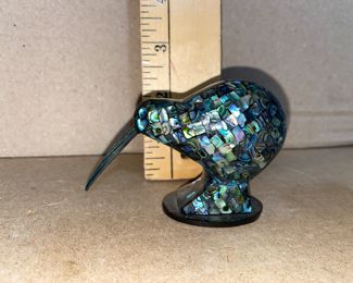 Fiordland New Zealand Paua Shell Bird $6.00