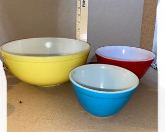 Pyrex Primary Bowls $38.00