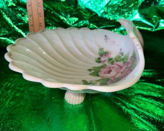 Cambridge Crown Tuscan Shell $15.00