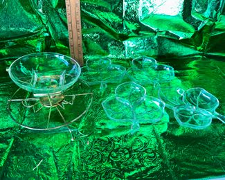 Leaf Lazy Susan with Bowl $24.00