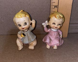 Salt and Pepper Shakers Babies $6.00