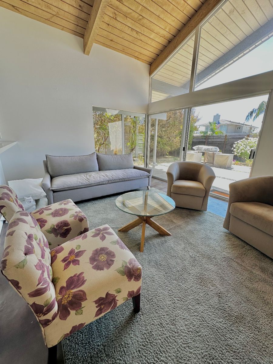 Huntington Beach Estate Sale by JOHNEVIEVE starts on 9/1/2023