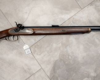 THOMPSON CENTER ARMS .45 CALIBER BLACK POWDER RIFLE. No ramrod