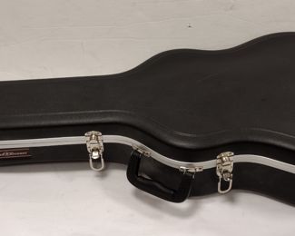 ROAD RUNNER HARDSHELL GUITAR CASE
