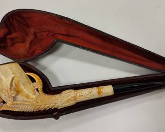 ANTIQUE MEERSCHAUM PIPE WITH EAGLES CLAW AND FITTED CASE 