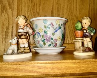 Hummel figuries, flower vase