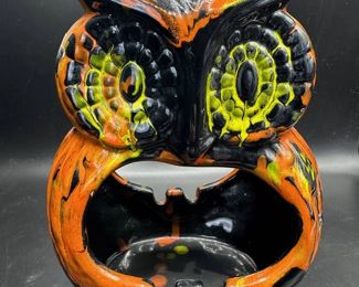 Retro California Original One of a Kind Ceramic Owl Ashtray with Lava Drip Glaze