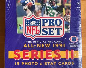 NFL and MLB trading cards