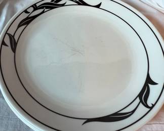 Corelle plates
