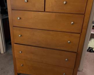 Broyhill bedroom furniture 