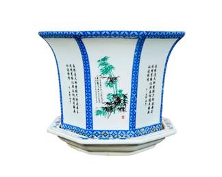Vintage Chinese Blue & White Ceramic Planter w/ Tray.