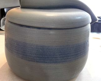 Ceramic casserole dish