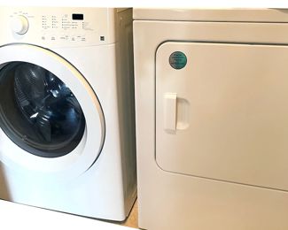 Frigidaire front loading clothes washer
Amana electric dryer

